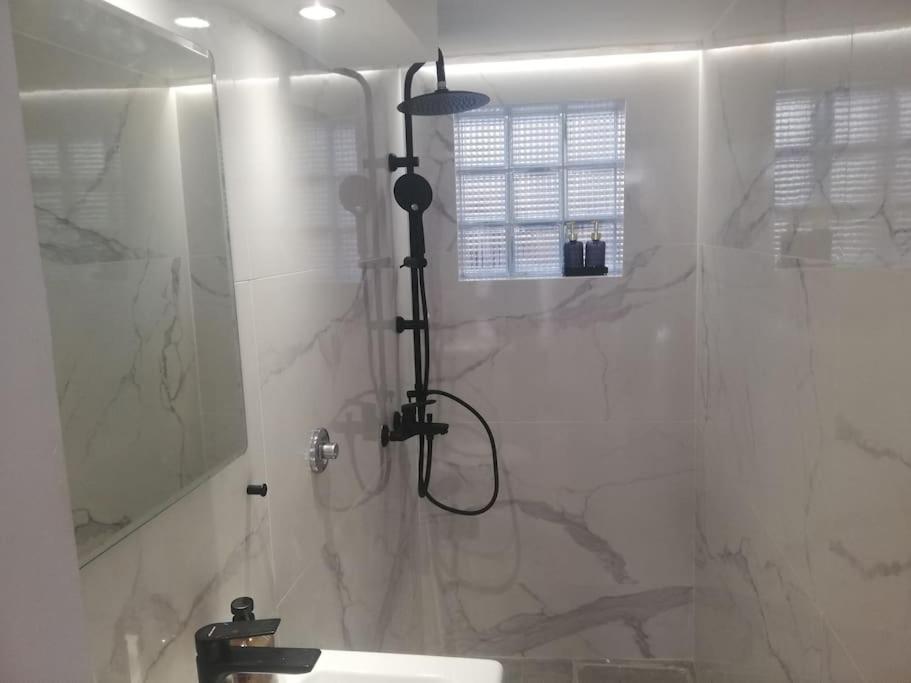 Brio Luxurious Urban Stay In Heraklio,Wifi,Αc Iraklio Exterior foto